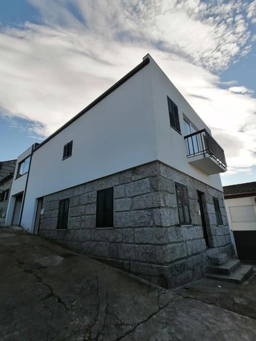 Casa Creixo - Moradia Completa T2 Διαμέρισμα Γκιμαράες Εξωτερικό φωτογραφία