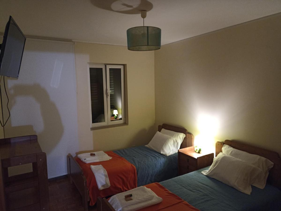 Casa Creixo - Moradia Completa T2 Διαμέρισμα Γκιμαράες Εξωτερικό φωτογραφία
